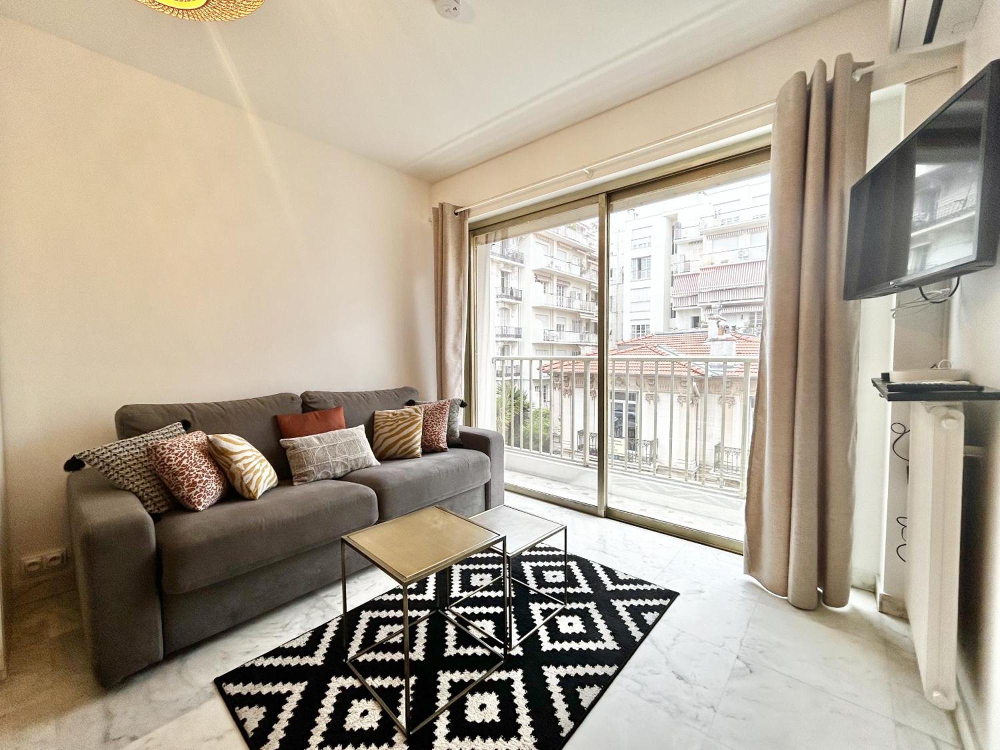 Aparthotel Riviera - Nice Carre D'Or - Large Studio Ac Terrasse - Tres Calme - Balcon Berlioz 2 מראה חיצוני תמונה
